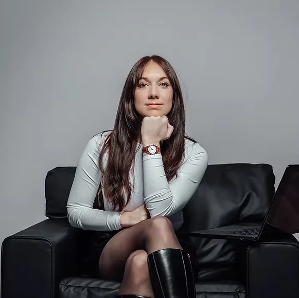 Fanny Rastelletti, graphiste et designer du studio Madame Fanny